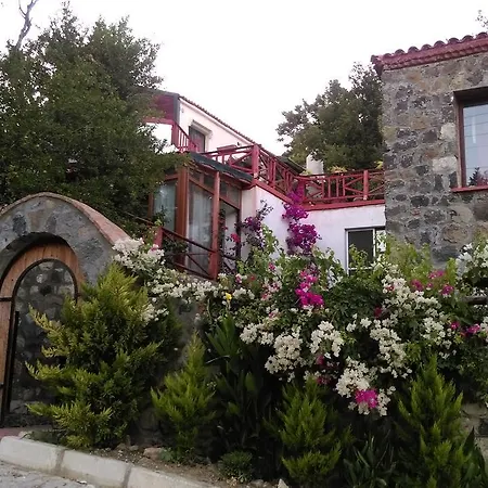 Bahce * Karaburun (Izmir)